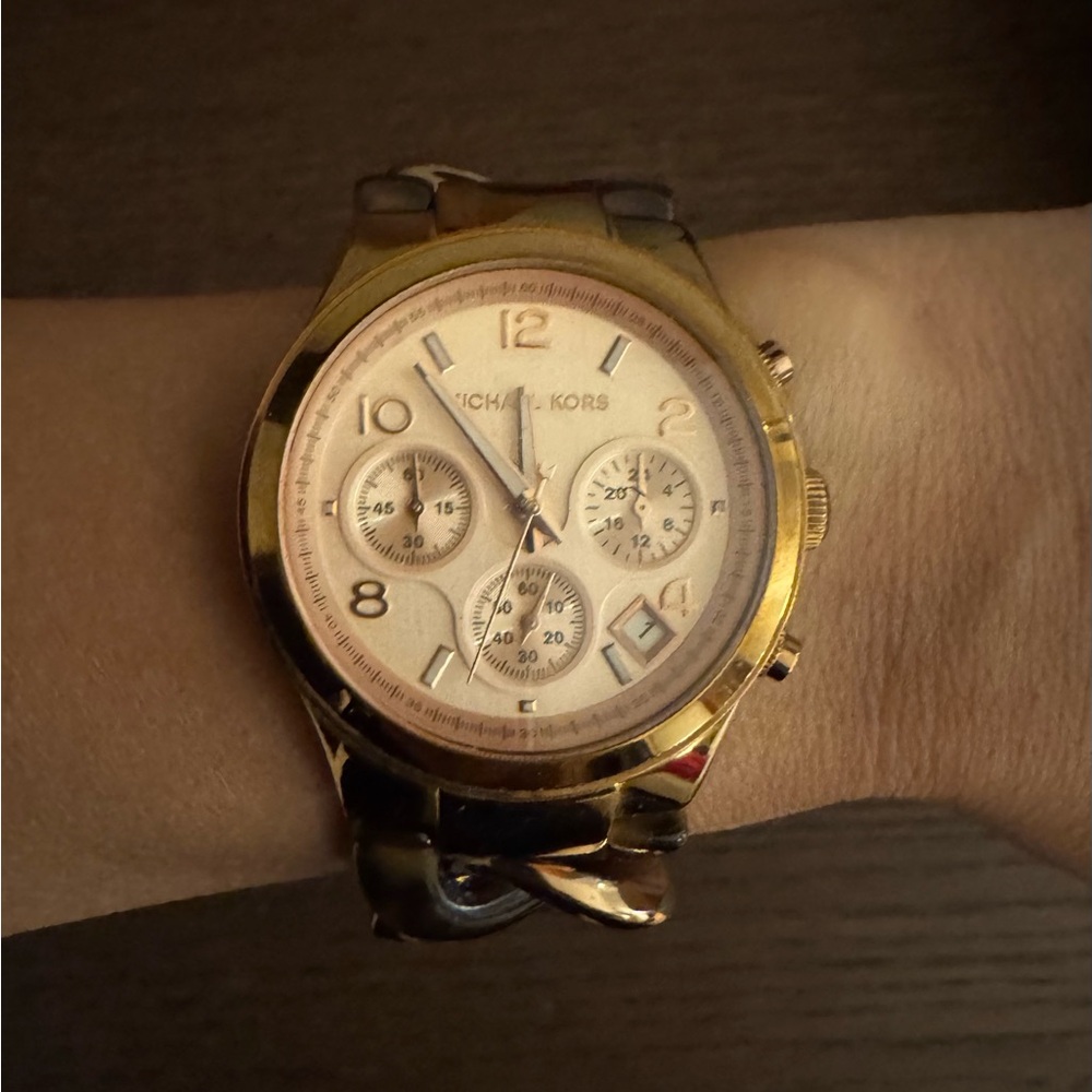 Michael Kors Rose Gold women’s Watch